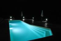 Duna : 10.70 x 3.00/ 4.20 x 1,50